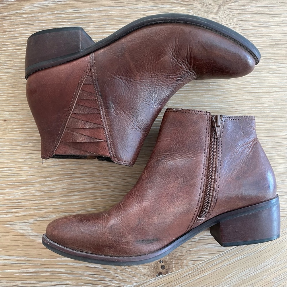 Matisse Cognac Ankle Booties - Size 7.5